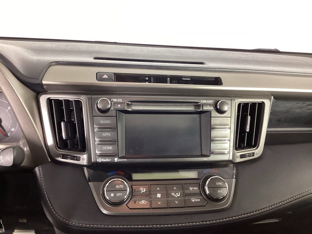 Used 2014 Toyota RAV4 XLE AWD/4WD image 18