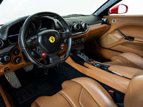 Certified 2015 Ferrari F12 Berlinetta RWD image 4