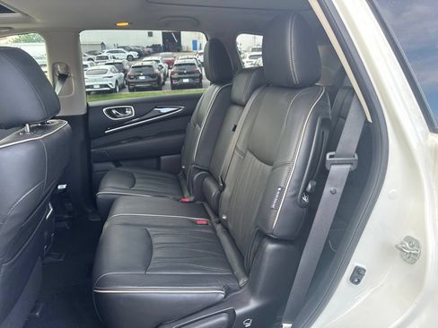 Used 2019 INFINITI QX60 Luxe w/ Sensory Package AWD/4WD image 10