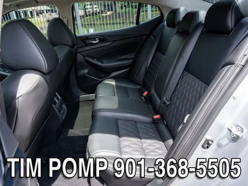 Used 2023 Nissan Maxima Platinum w/ Sport Mat Group FWD image 14