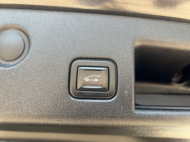 Certified 2020 Chevrolet Equinox Premier AWD/4WD image 19