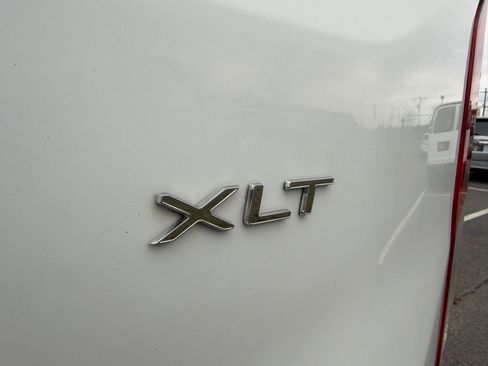 Used 2015 Ford Transit 350 XLT image 14