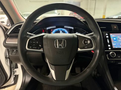 Used 2018 Honda Civic EX-L image 13