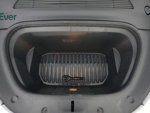 Used 2021 Tesla Model Y Long Range AWD/4WD image 28