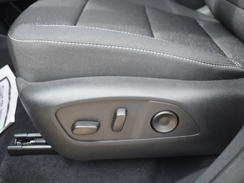New 2026 Chevrolet Traverse LT w/ Driver Confidence Package FWD image 13
