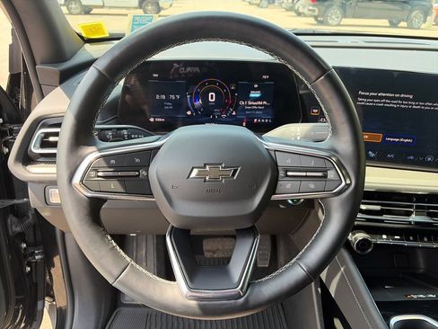 Used 2024 Chevrolet Traverse LT w/ Midnight/Sport Edition FWD image 25