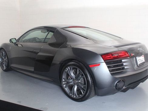 Used 2014 Audi R8 V10 plus image 2