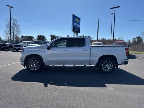 Used 2021 Chevrolet Silverado 1500 High Country w/ Technology Package AWD/4WD image 8