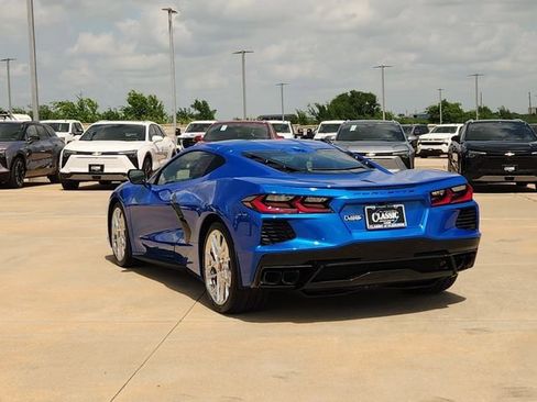 New 2026 Chevrolet Corvette Stingray Preferred Cpe RWD image 5