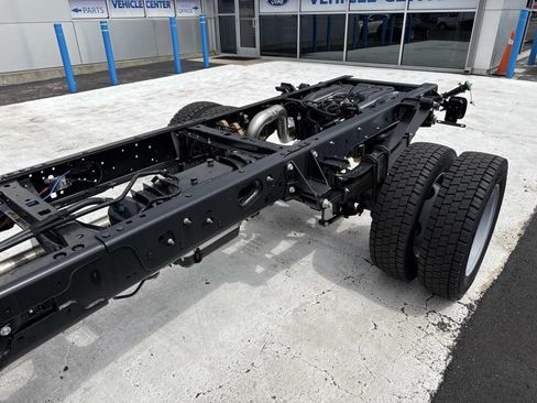 New 2026 Ford F550 2WD Crew Cab image 12