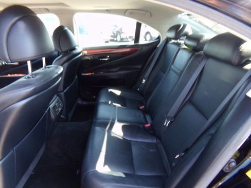 Used 2010 Lexus LS 460 Base AWD 4dr Sedan image 11