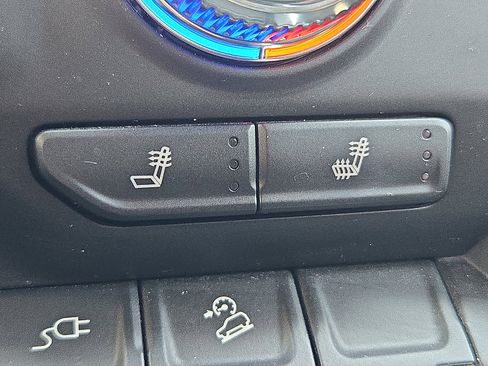 Used 2021 GMC Sierra 1500 Elevation w/ Preferred Package image 22