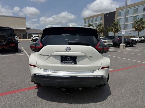 Used 2020 Nissan Murano SL w/ Moonroof Package FWD image 17