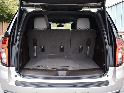 Used 2021 Chevrolet Tahoe LT image 9