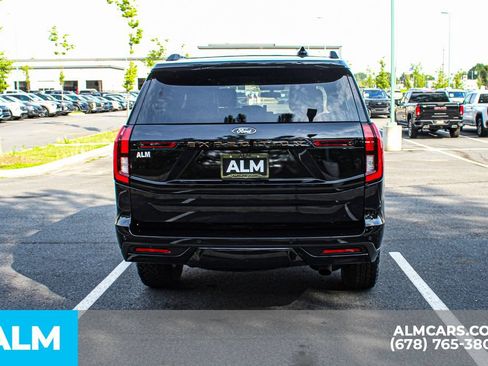Used 2025 Ford Expedition Tremor AWD/4WD image 11