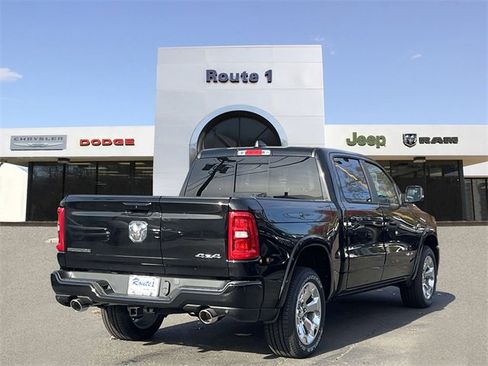 New 2026 RAM 1500 4x4 Crew Cab image 5