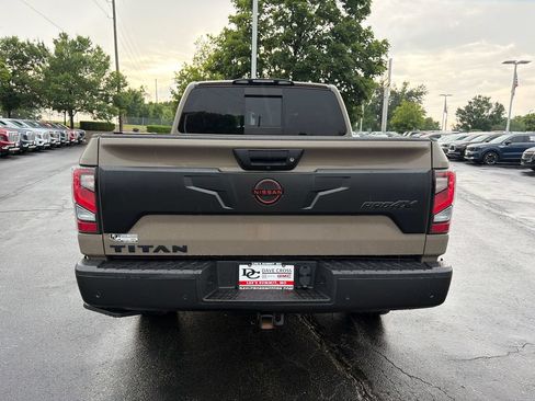 Used 2023 Nissan Titan PRO-4X w/ Pro-4x Convenience Package AWD/4WD image 7
