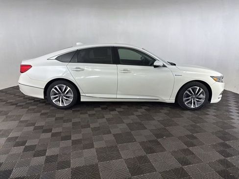Used 2018 Honda Accord Touring image 6