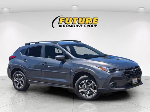 Used 2024 Subaru Crosstrek 2.0i Premium AWD/4WD image 1