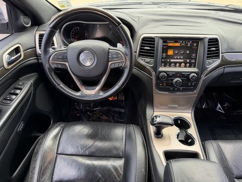 Used 2014 Jeep Grand Cherokee Overland RWD image 16