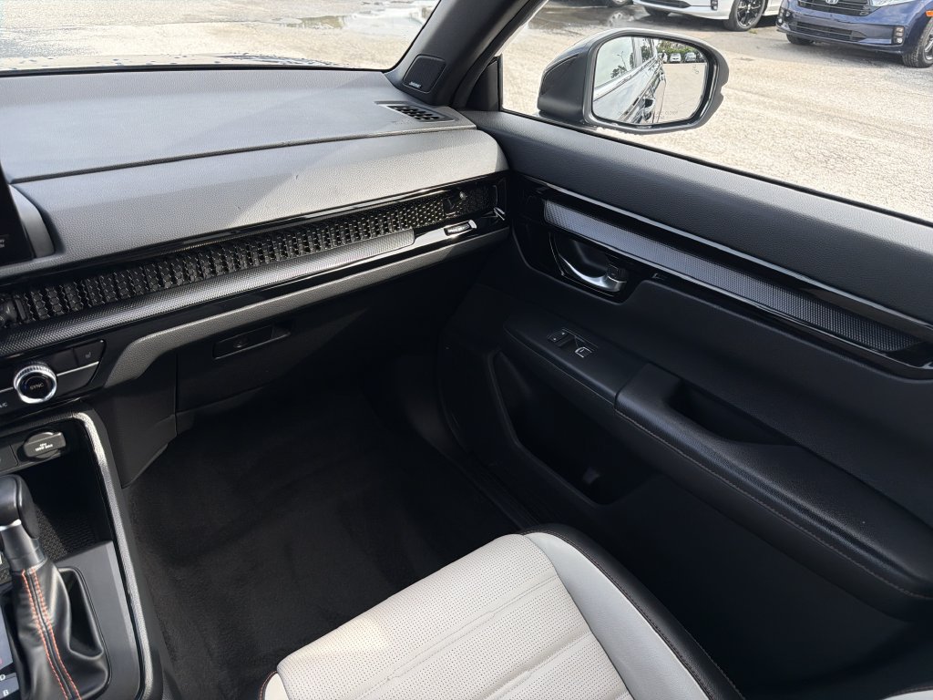 Used 2024 Honda CR-V Sport Touring image 18