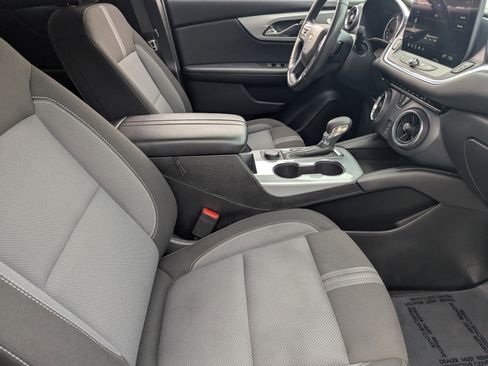 Used 2023 Chevrolet Blazer LT image 10