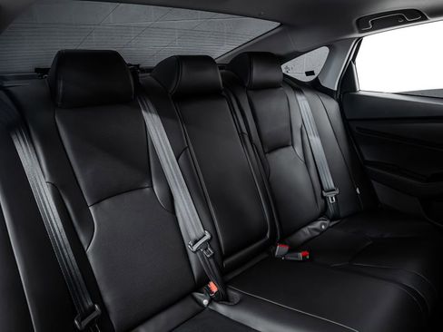 Used 2024 Honda Accord Touring image 32