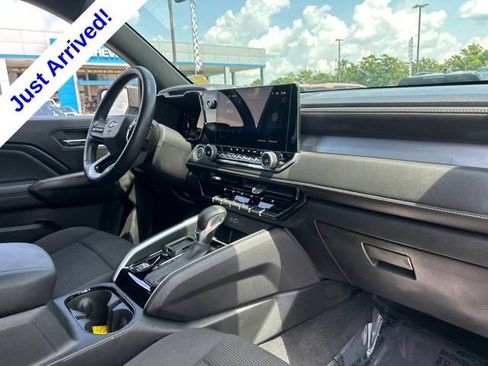 Used 2024 Chevrolet Colorado LT w/ LT Convenience Package II RWD image 32