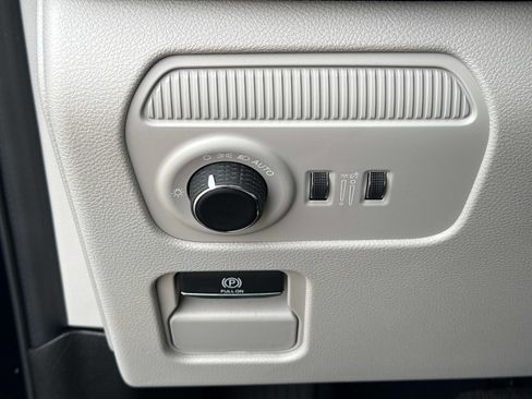 New 2026 Jeep Grand Wagoneer Limited AWD/4WD image 33