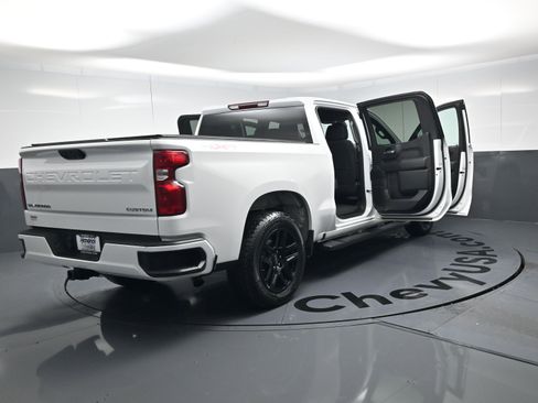 Certified 2024 Chevrolet Silverado 1500 Custom image 26