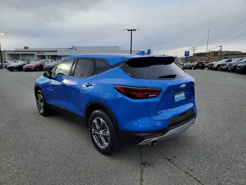 Certified 2025 Chevrolet Blazer LT image 3