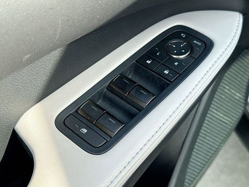 Used 2025 Lexus RX 350 Premium w/ Accessory Package (Z1) image 15