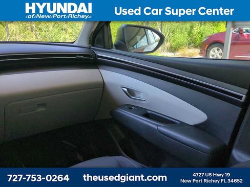 Certified 2022 Hyundai Tucson SEL FWD image 18