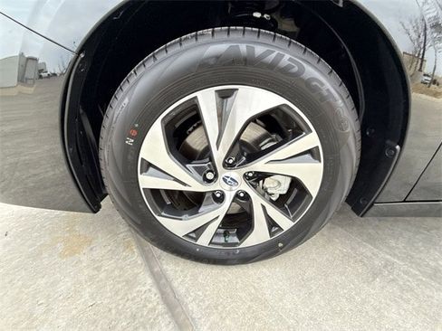 Used 2025 Subaru Legacy Premium image 10