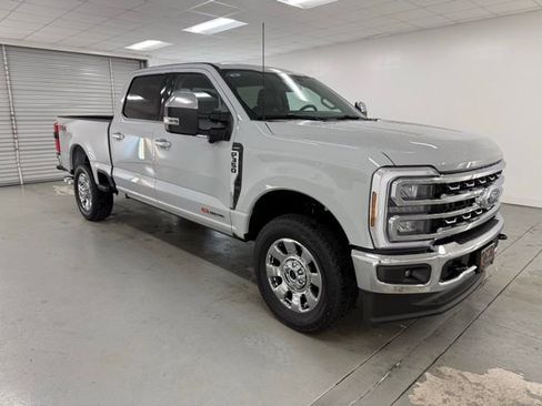 New 2026 Ford F350 Lariat w/ Lariat Ultimate Package image 3