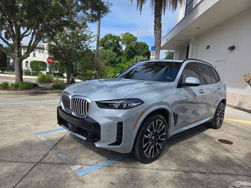 Used 2024 BMW X5 sDrive40i w/ M Sport Package RWD image 1