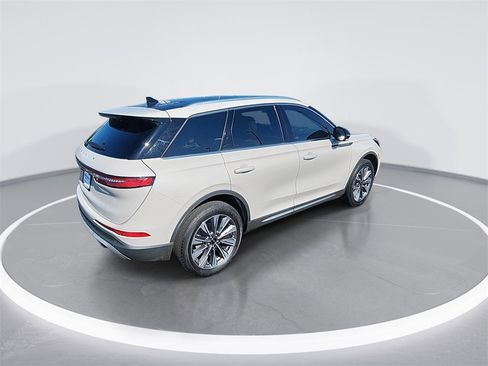 Used 2020 Lincoln Corsair Reserve image 8