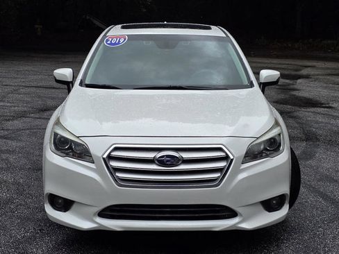 Used 2017 Subaru Legacy 2.5i Limited AWD/4WD image 2