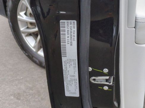 Used 2021 Jeep Cherokee Latitude Plus w/ Security Package image 27