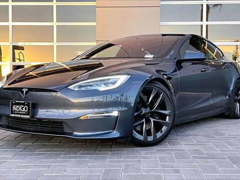 Used 2021 Tesla Model S Plaid image 1