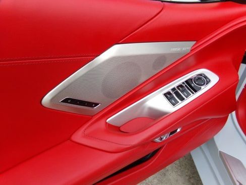 Used 2023 Chevrolet Corvette Stingray Premium Conv w/ Z51 Performance Package RWD image 14