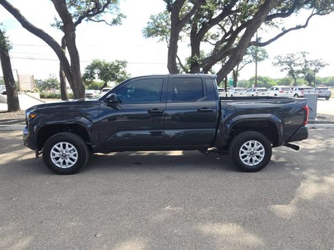 Certified 2025 Toyota Tacoma SR RWD image 2