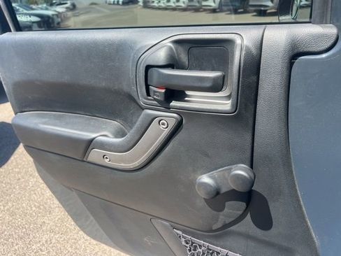 Used 2017 Jeep Wrangler Unlimited Sport w/ Connectivity Group image 21