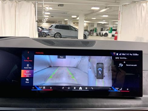 New 2026 BMW X5 xDrive50e w/ Executive Package image 19