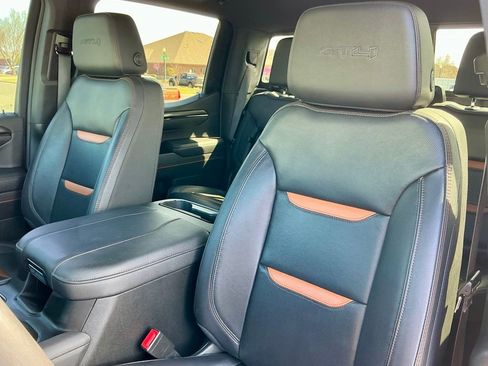Used 2023 GMC Sierra 1500 AT4 w/ AT4 Premium Package image 43