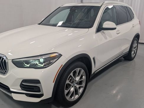 Used 2022 BMW X5 xDrive40i w/ Premium Package AWD/4WD image 8