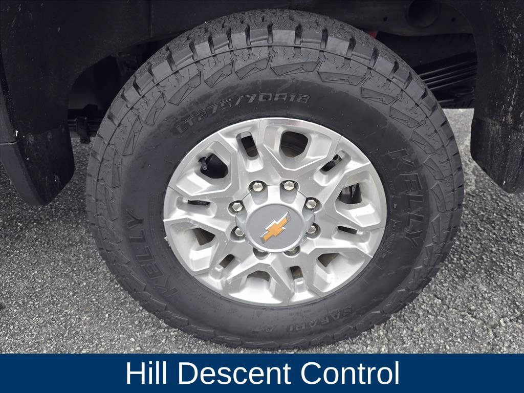 Used 2024 Chevrolet Silverado 2500 LT AWD/4WD image 33