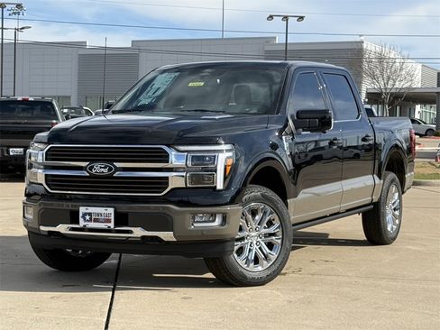 New 2025 Ford F150 King Ranch w/ FX4 Off-Road Package image 23