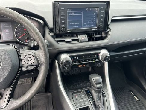 Used 2020 Toyota RAV4 XLE image 16