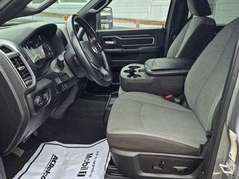 Used 2024 RAM 2500 Big Horn image 11